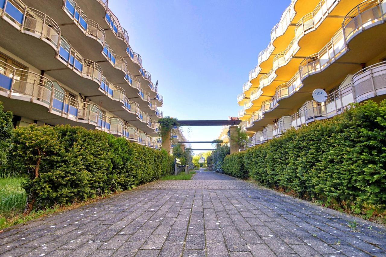 Апартаменты Apartament Zdrojowy Park Свиноуйсьце Экстерьер фото